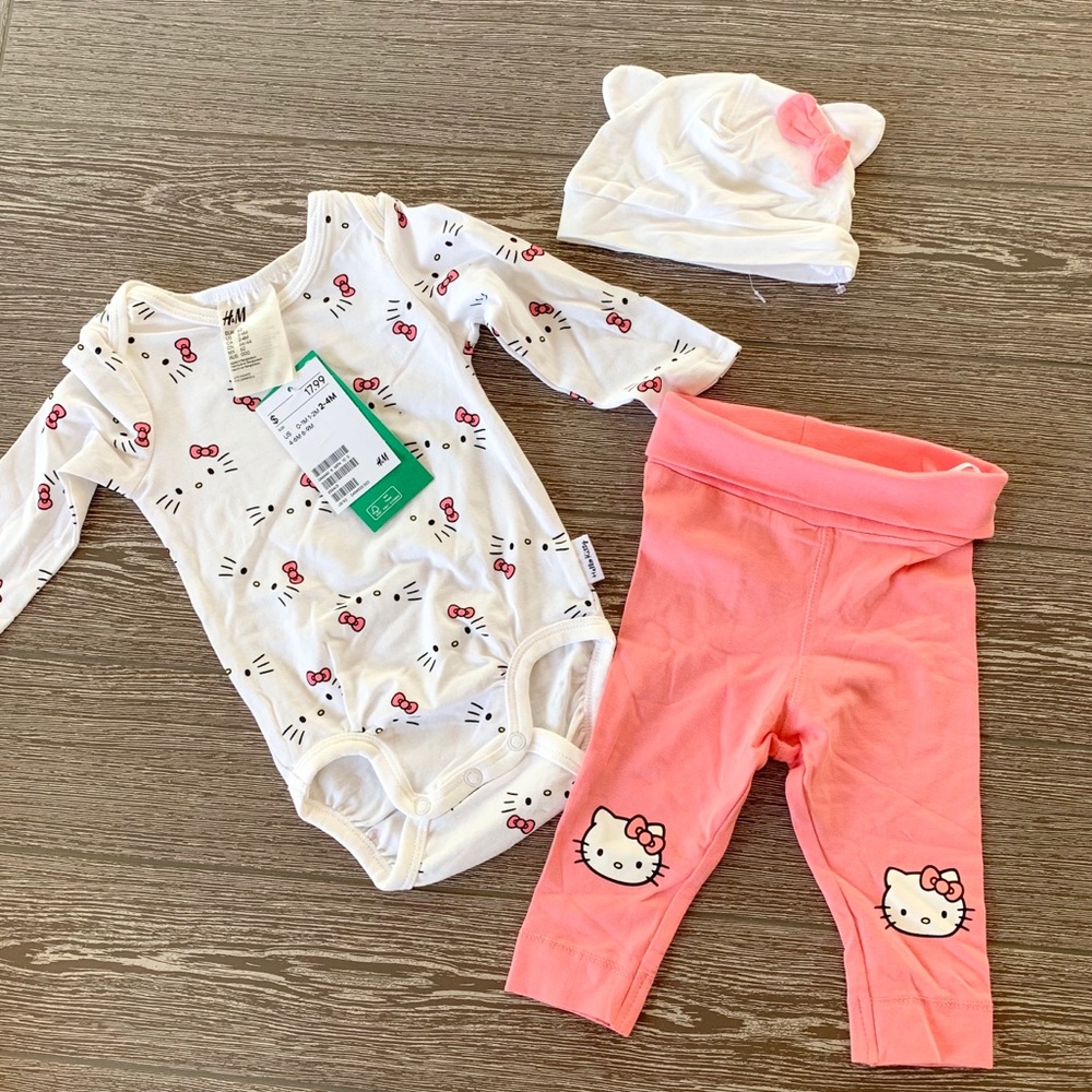 SOLD H&M Hello Kitty 3 piece set